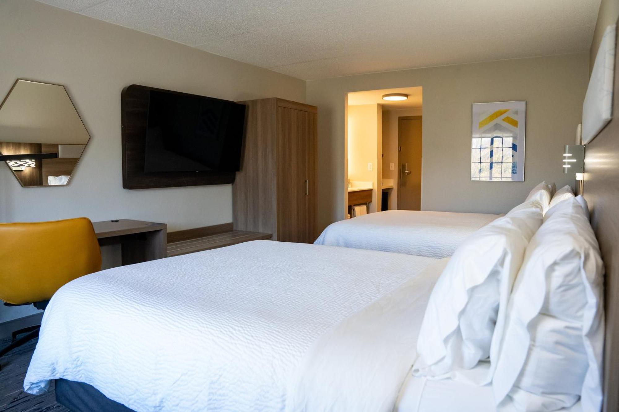 Holiday Inn Express Frazer - Malvern By Ihg Екстер'єр фото